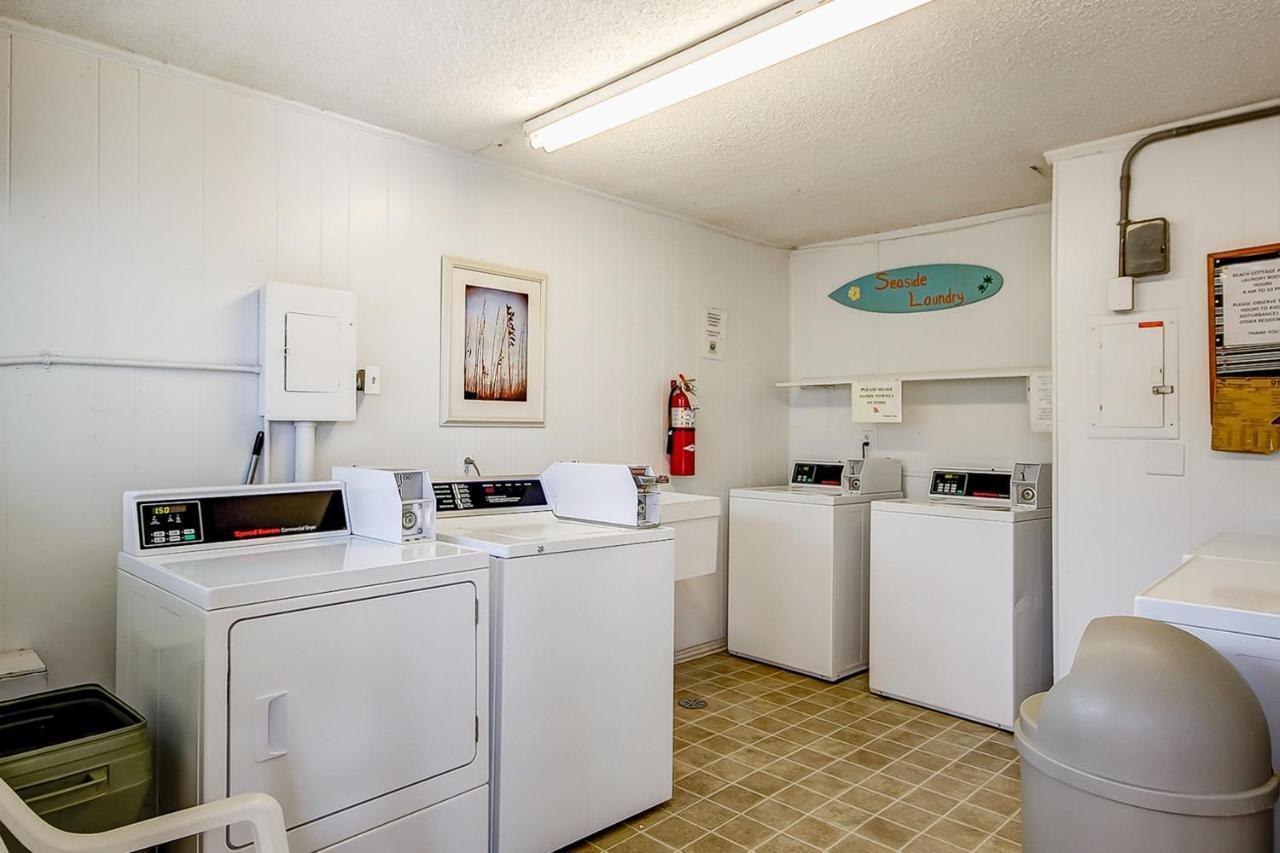 Beach Cottage At Od Myrtle Beach Exterior photo